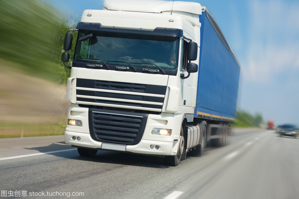 道路上的巨无霸 解析道路货物运输中的大拖车
